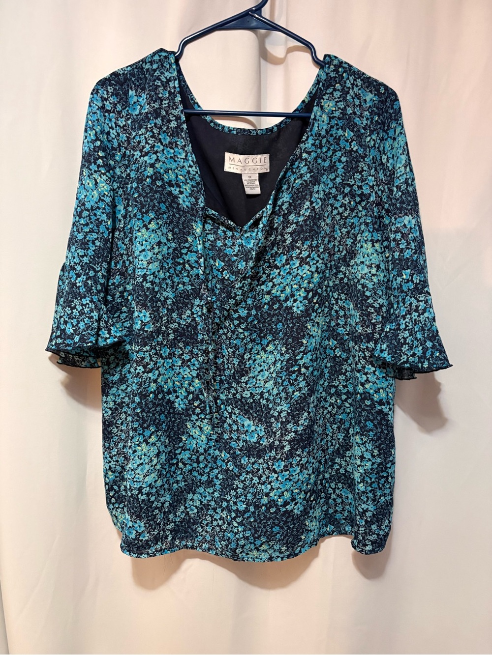 Maggy McNaughton Teal and Black Floral V-Neck Blouse #2439
